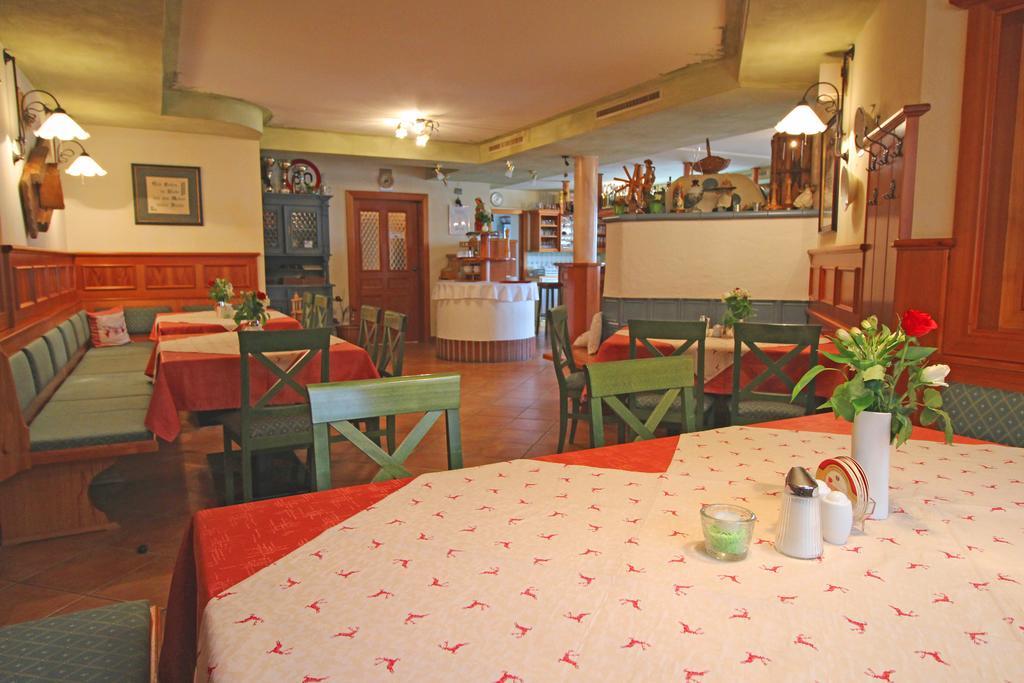 Hotel Kaeferhube Murau Bagian luar foto